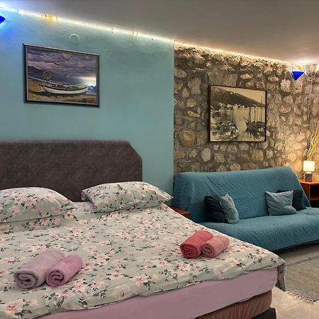 Apartments Hana Makarska Exterior photo