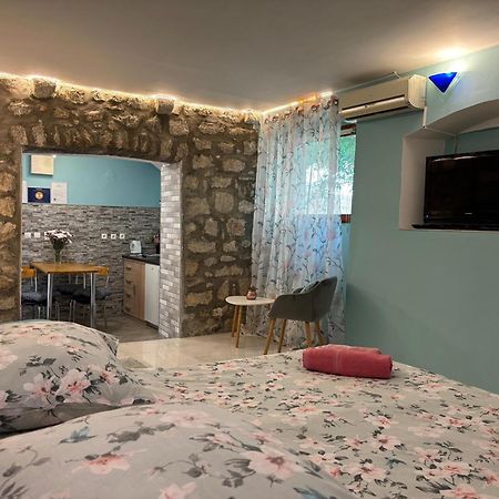 Apartments Hana Makarska Exterior photo