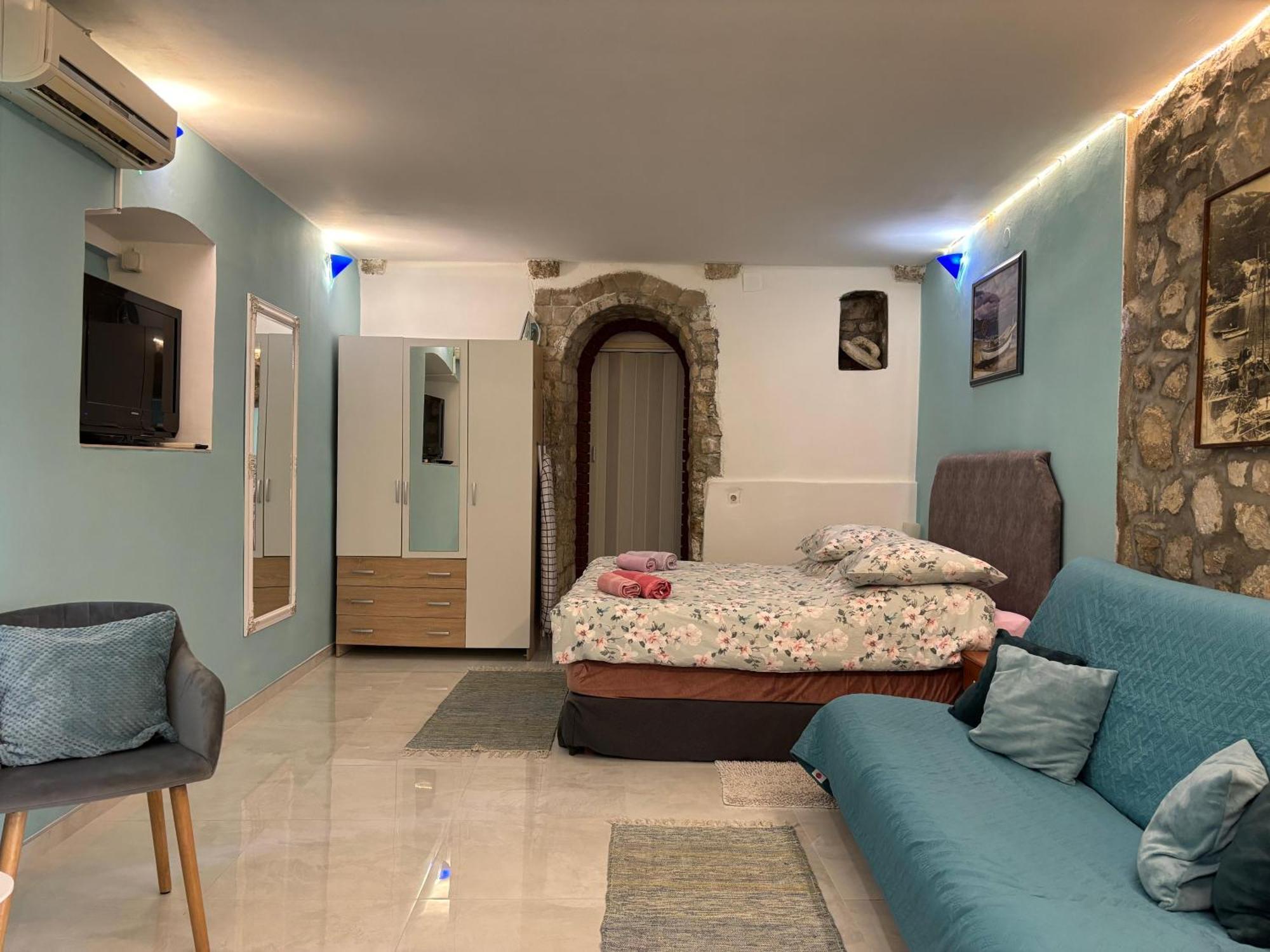 Apartments Hana Makarska Exterior photo