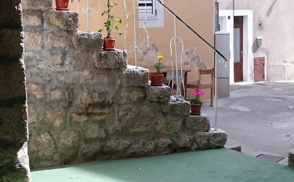 Apartments Hana Makarska Exterior photo