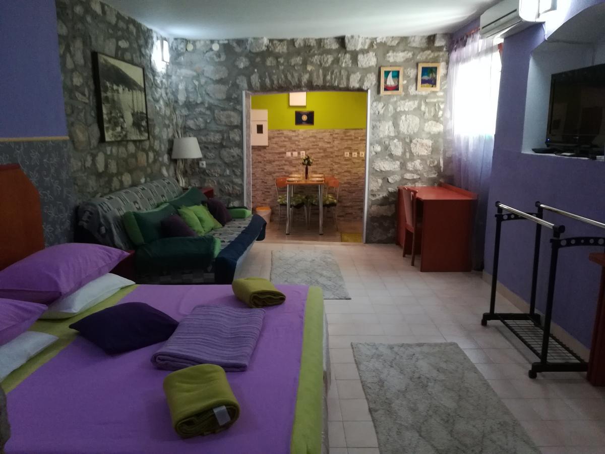 Apartments Hana Makarska Exterior photo