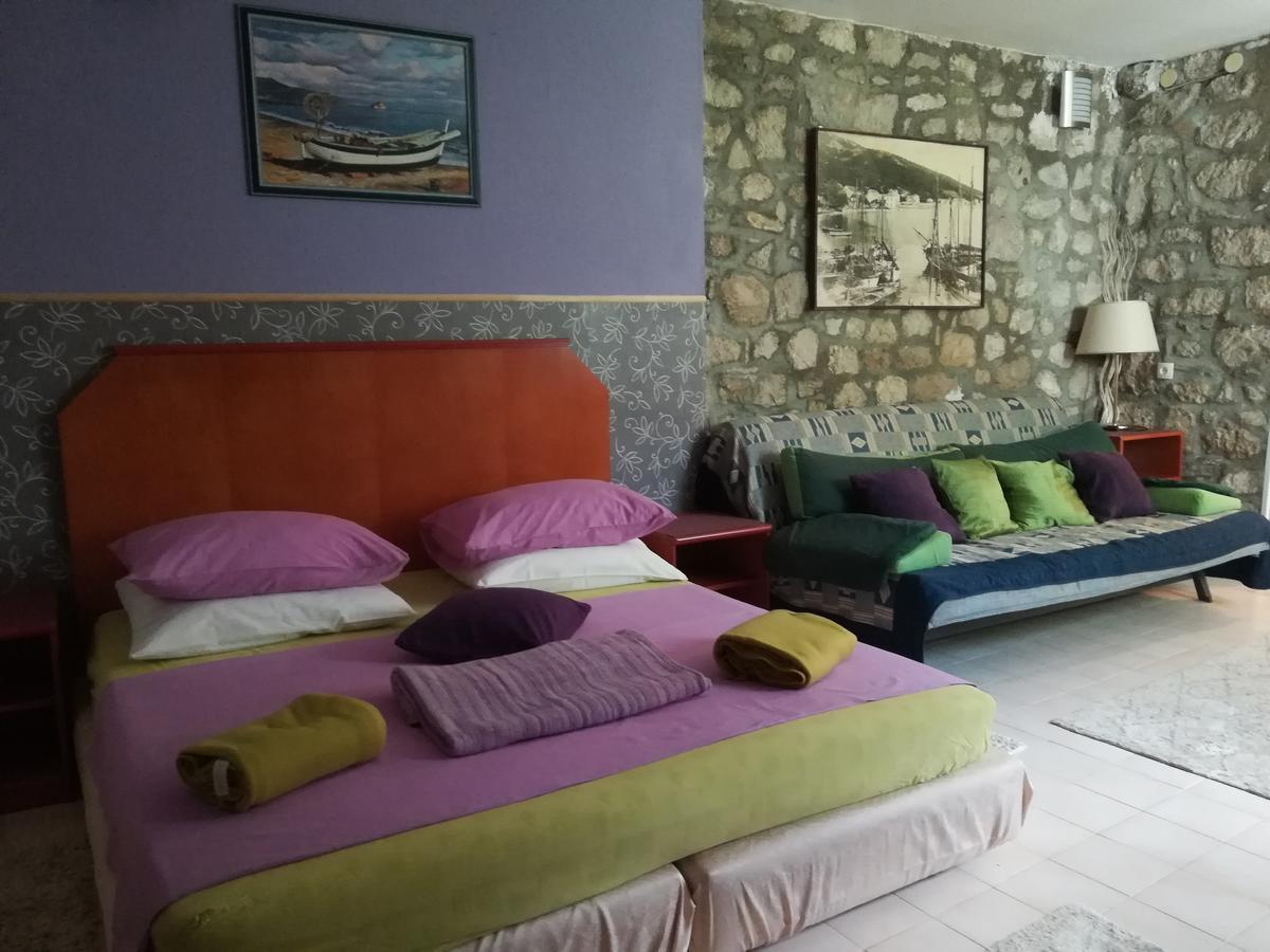 Apartments Hana Makarska Exterior photo
